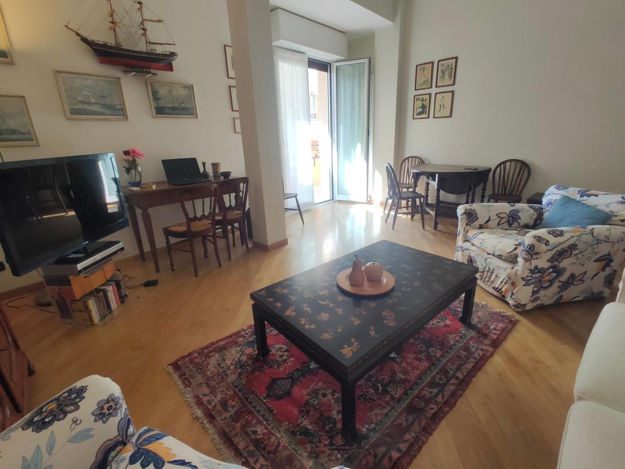 Il Balcone Di Anna - Nervi *